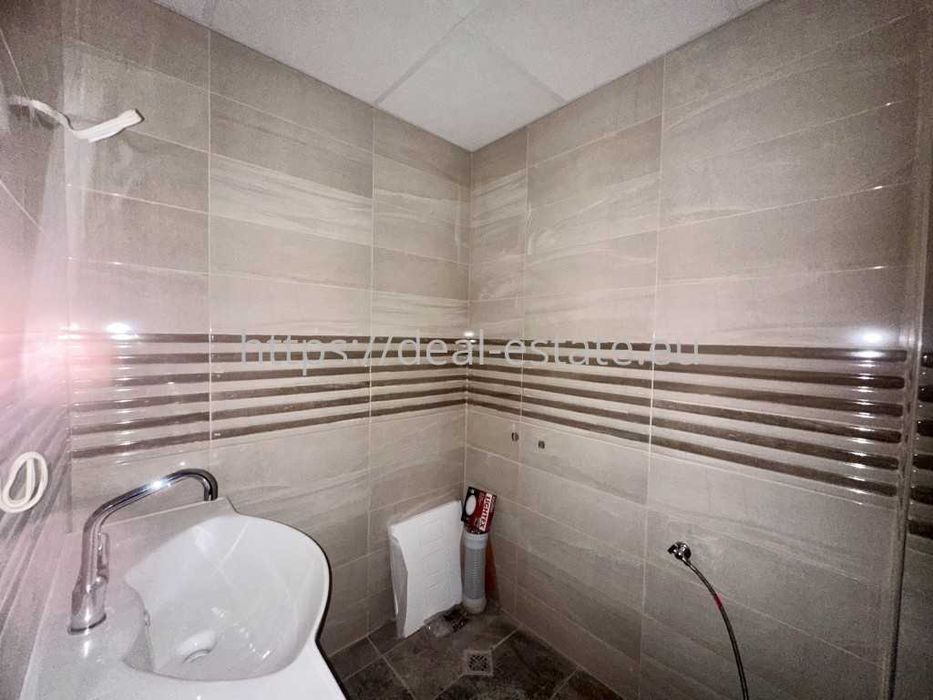 Продава се Тристаен апартамент в Благоевград, Широк център - 92 кв.м за 1033 €/кв.м - Снимка #4