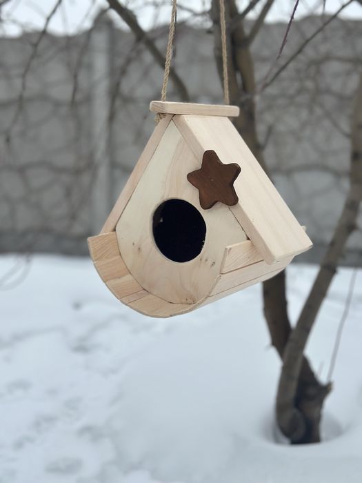 Кормушка скворечник для птиц