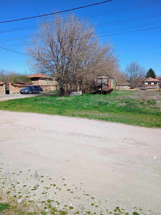 Продава се Парцел в Пловдив, Тракия - 1000 кв.м за 26 €/кв.м - Снимка #1