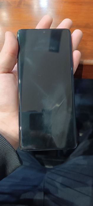 Samsung S21 srochna sotiladi