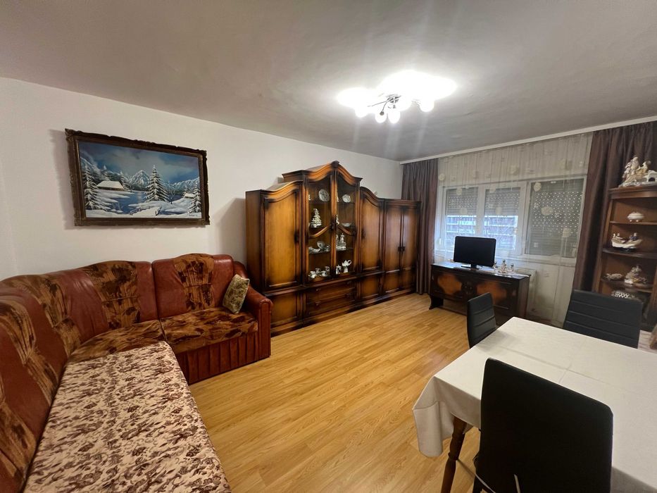 Apartament cu 3 camere zona calea Aradului, Oradea