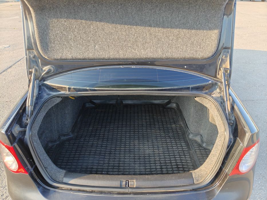 Volkswagen Jetta 5
