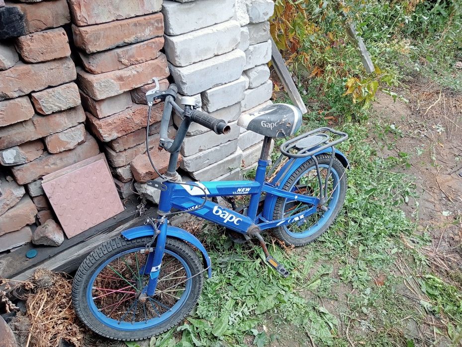 Велосипеды, коляска.