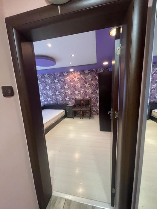 Продава се Двустаен апартамент в Шумен, Тракия - 73 кв.м за 1397 €/кв.м - Снимка #1