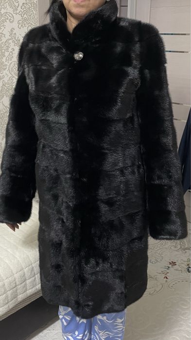 Продам норковую шубу