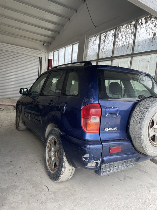 Toyota rav4 2.0vvti цяла