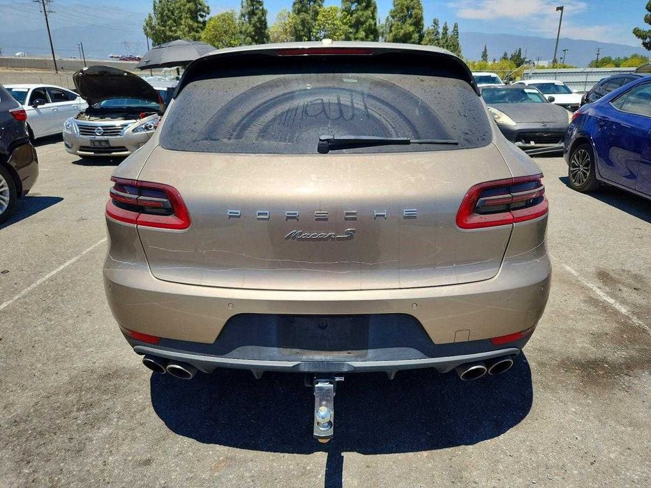 Porsche Macan S Gold 2017