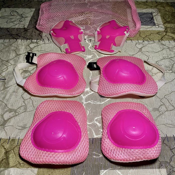 ЦЕНА ЗА ВСЁ! Набор защитный для роликов.Зонтик детский.