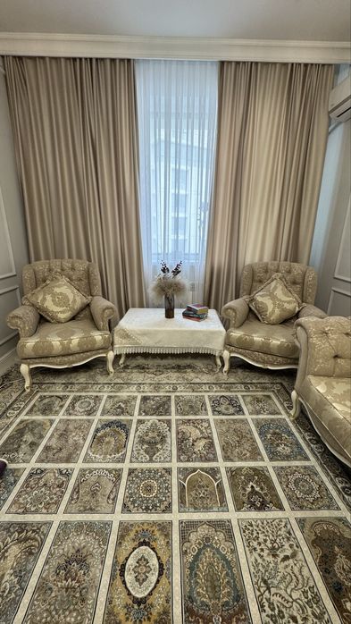 Пролается Диван и кресло