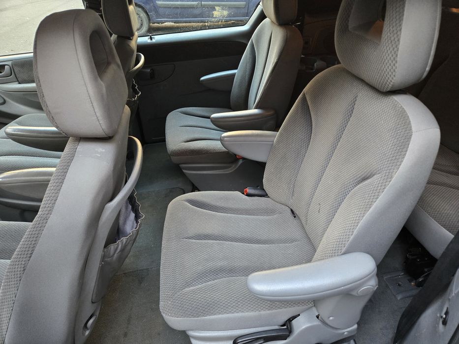 Chrysler Grand Voyajer 7 Locuri Automat Diesel Propietar Variante

~~