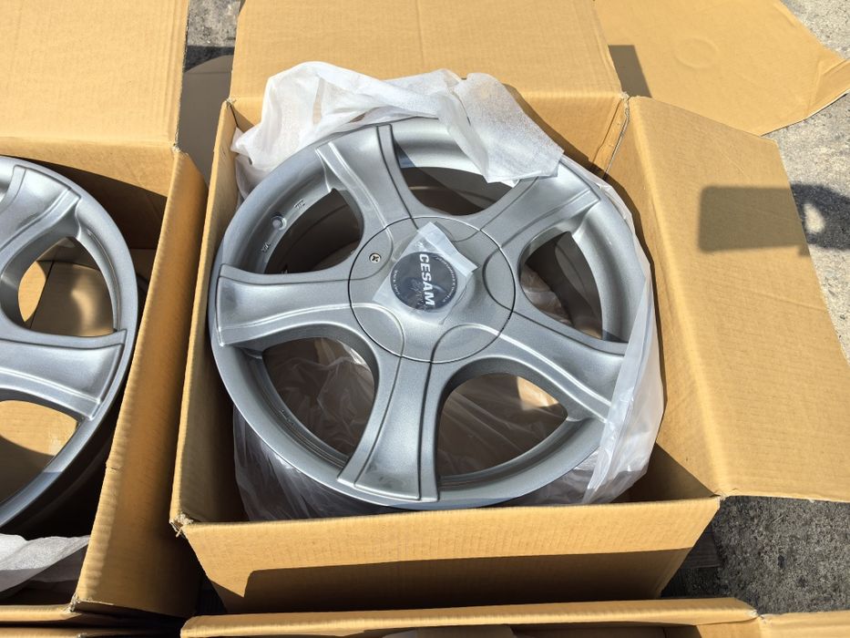 17 цола 5 х 130 мм Мерцедес Спринтер / Фолкваген Ел Те - Чисто Нови