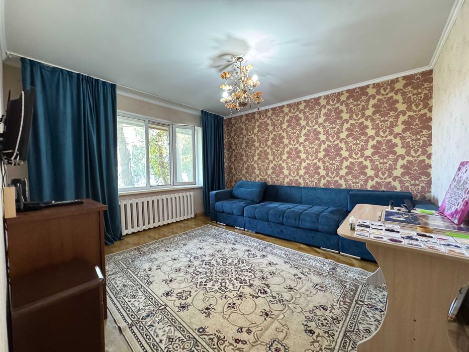 Продам 2-х ком. квартиру Королева 92