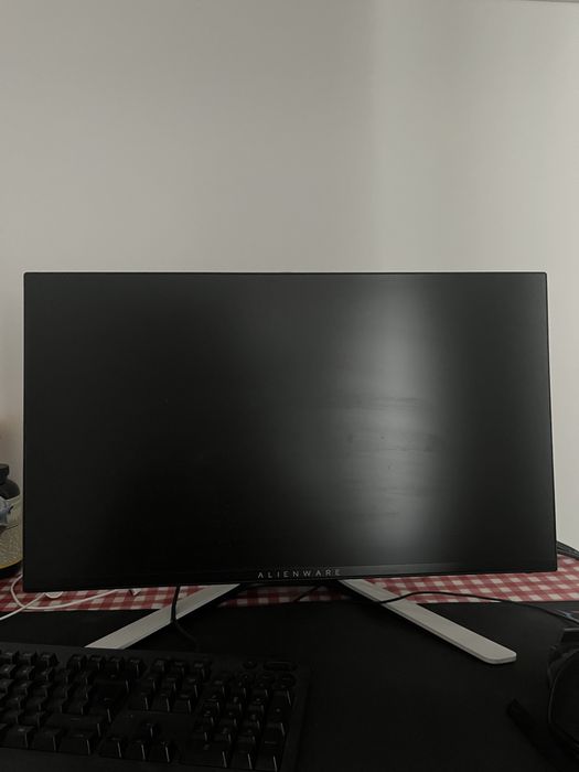 Monitor Alienware gaming 24.5