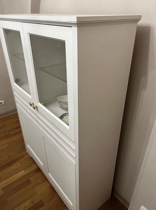 Продам шка буфет как новый