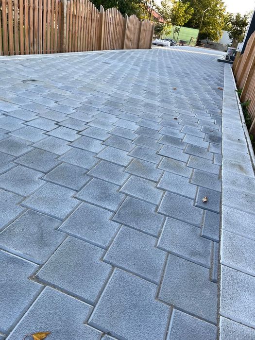 Pavaj pavele borduri pentru Gradina. Modele antiderapante