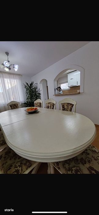 Apartament la casa + 200 mp teren, zona centrala