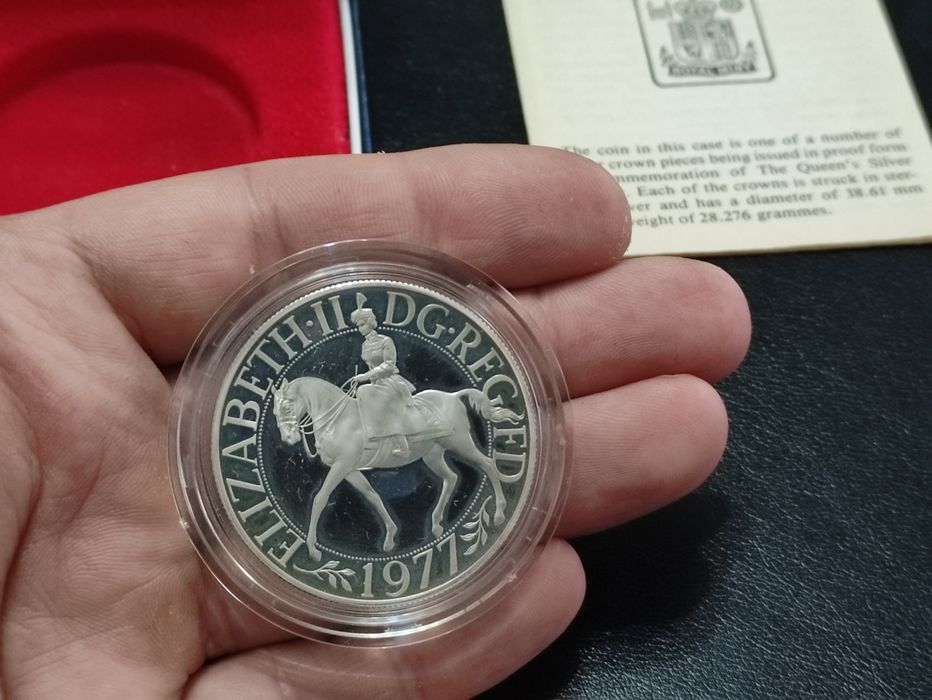 Английска Сребърна Монета / Queen Elizabeth  1977