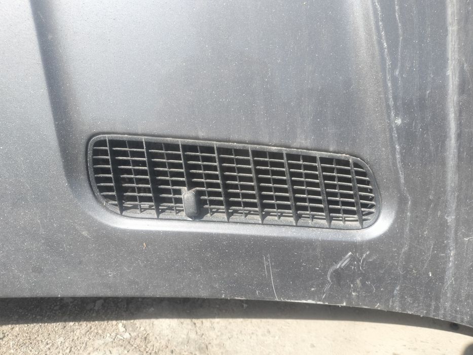 Капот на BMW X5-e53