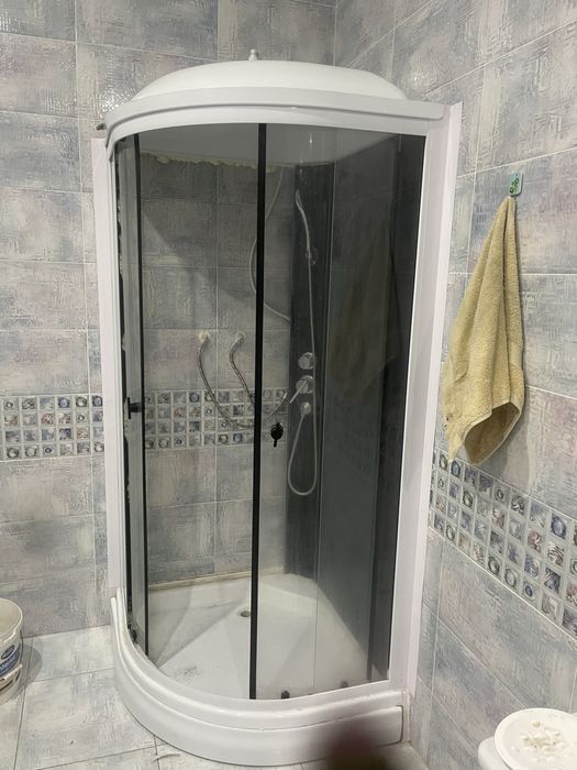 Продается душевая кабина