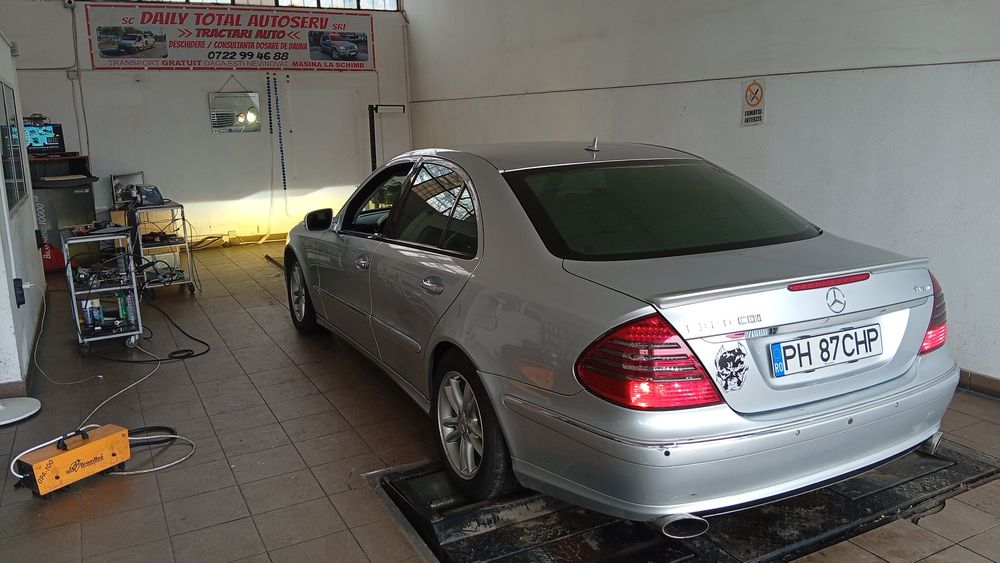 Vând Mercedes W211 2.2cdi
