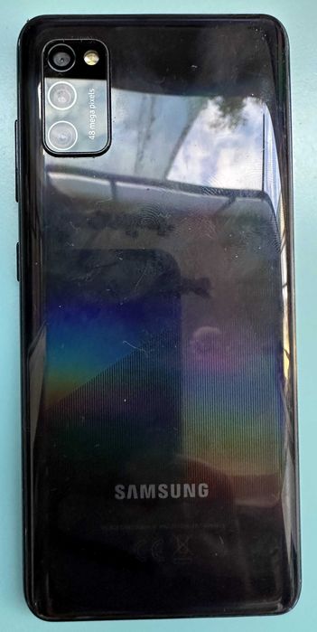 Samsung Galaxy A41 & Apple iPhone SE gen1