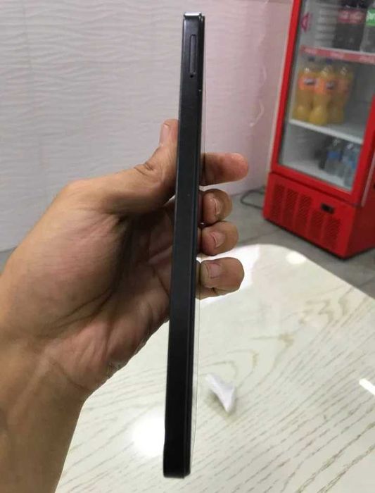 Redmi 13 c
Yangi telefon hamma joyi zor tozza