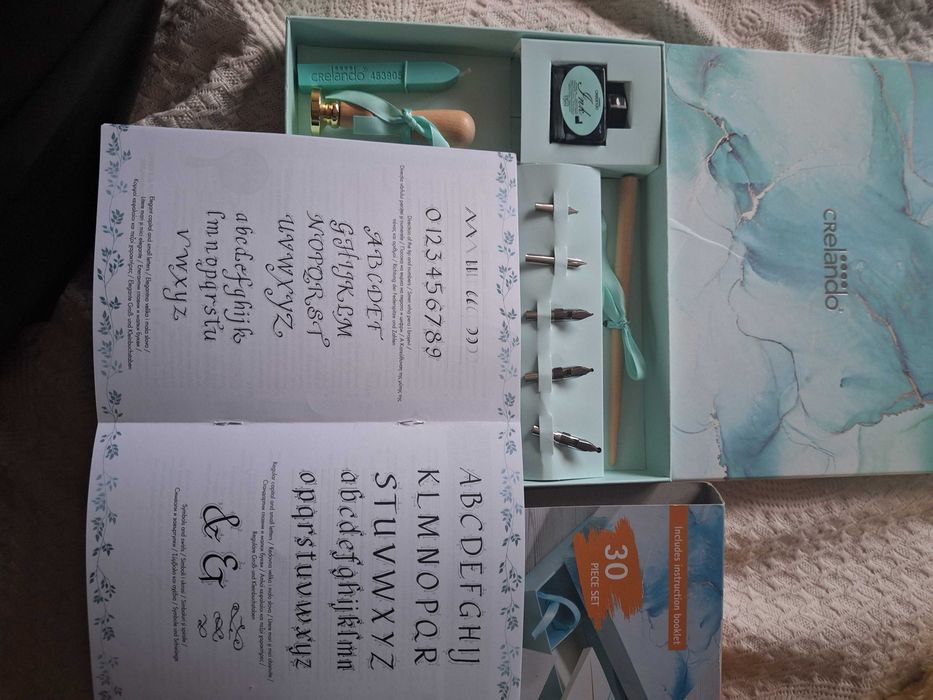 Продавам комплект за калиграфия