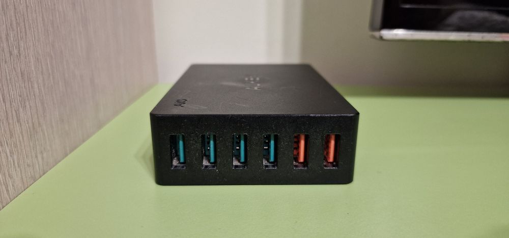 Incarcator de rețea Aukey PA-T11 Quick Charge 3.0