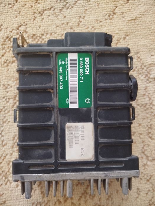 Запчасти детали на  Ауди 80 б3