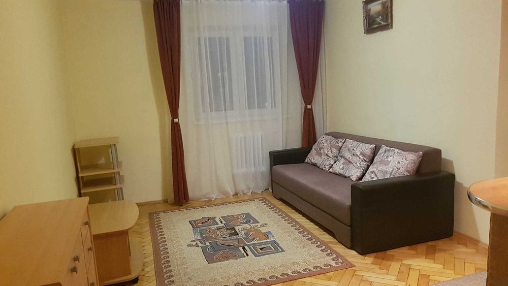 Inchiriez apartament 2 camere, str. Grigore Alexandrescu. Parcare Inclusa