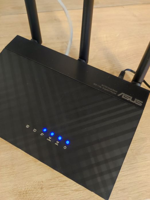 Рутер Asus AC750 dual band wifi