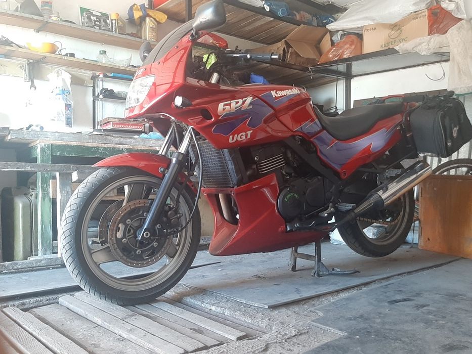 Kawasaki GPZ500S