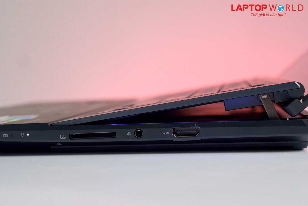 Asus ZenBook Pro 16X i7-12700H/16GB LPDDR5/1TB SSD/RTX3060 6GB/4K OLED