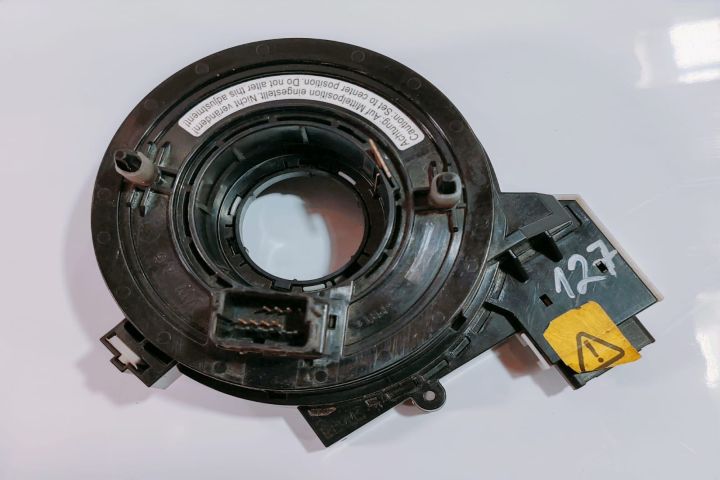 Spira Volan  1K0959653 Volkswagen VW Caddy a 3-a generatie seria