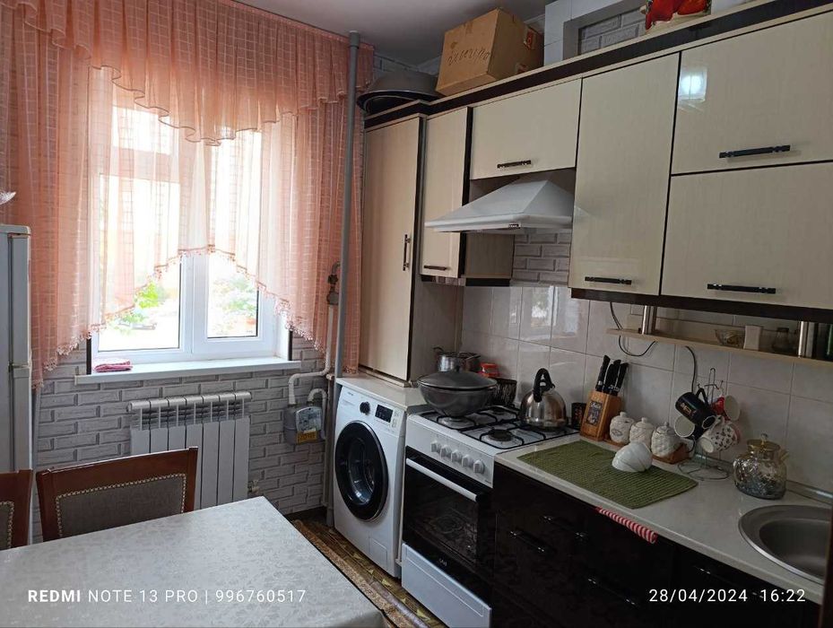 Термиз ш,Яшил дунё 7 кав. дом,2 кават 3 хонали (54кв), Нарх 415млн