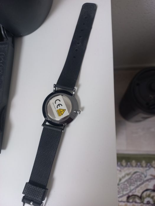 Продам часы наручные