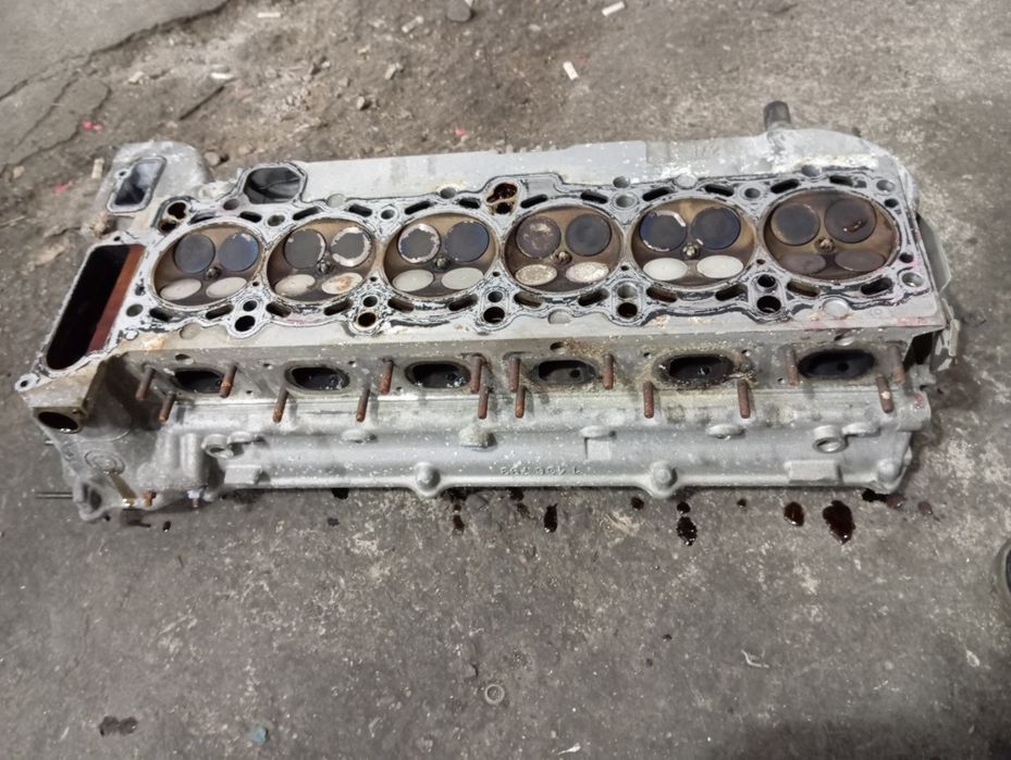 ГБЦ М54б30  в отличном состоянии