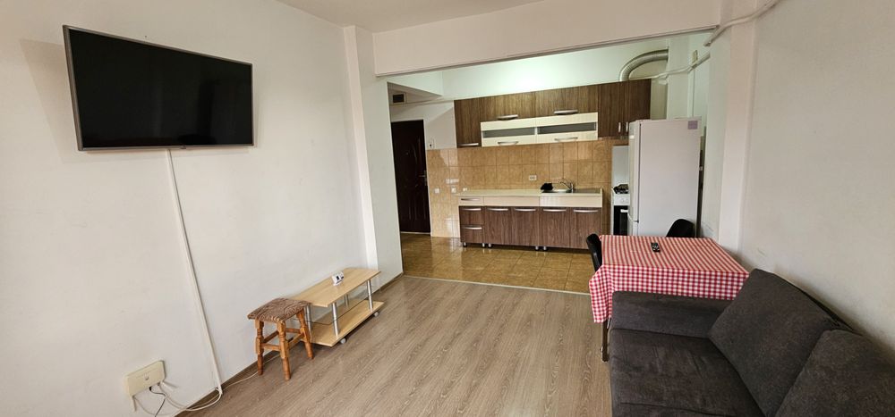 Inchiriez apartament 2 camere Zamca