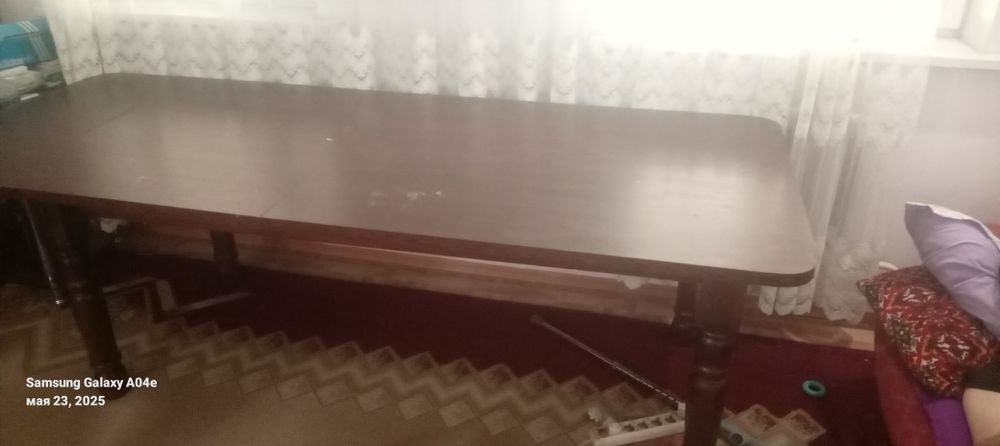 СРОЧНО ПРОДАМ раздвижной стол
