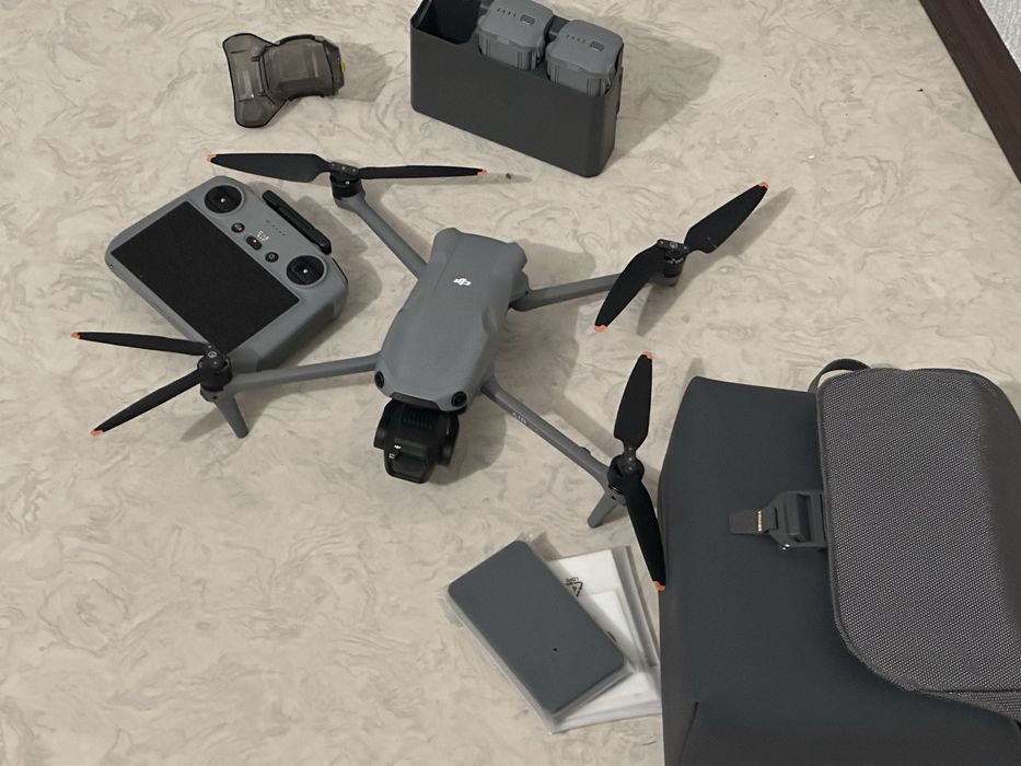 Дрон dji air3s комбо