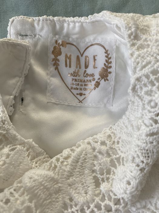 Vând rochita cu tull 12-18 luni