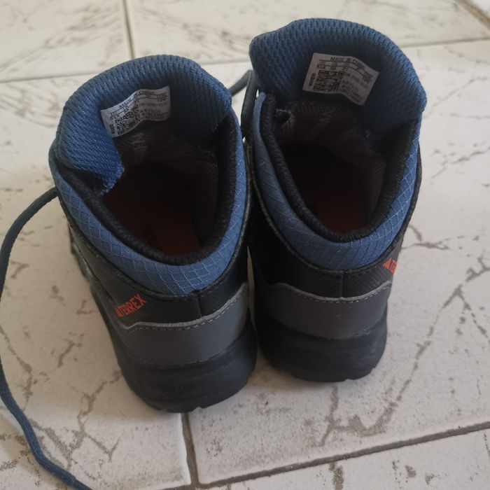 Обувки Jordan Adidas