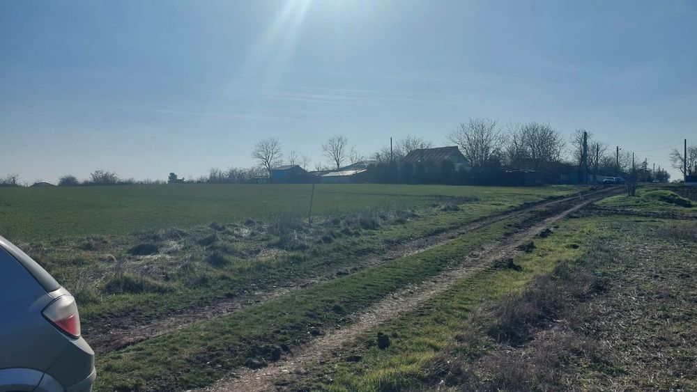 Teren intravilan redea