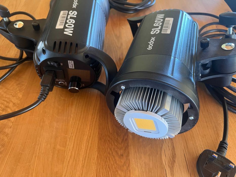 Студийно диодно осветление Godox/ Непрекъсната LED светлина, GODOX - SL-60W