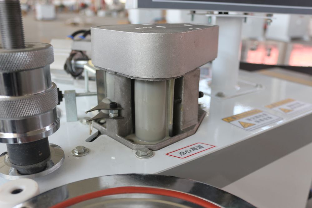 Кромкооблицовочный станок DELTAMACHINERY DM-115