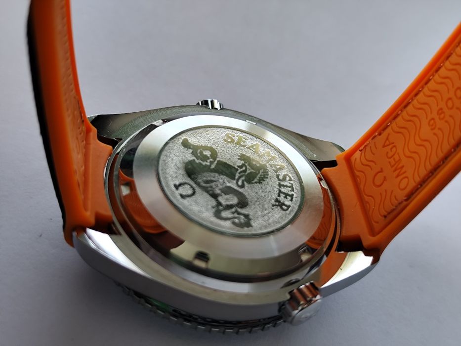 ceas OMEEGA barbatesc