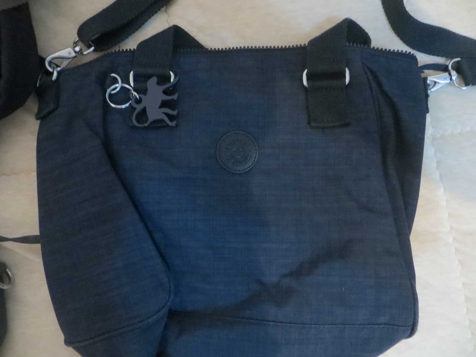 Дамски чанти  Kipling, Desigual
