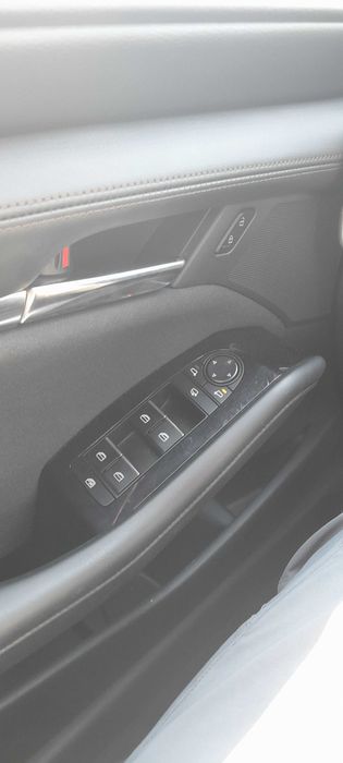 Mazda 3 SDN Skyactiv G150 AT PLUS