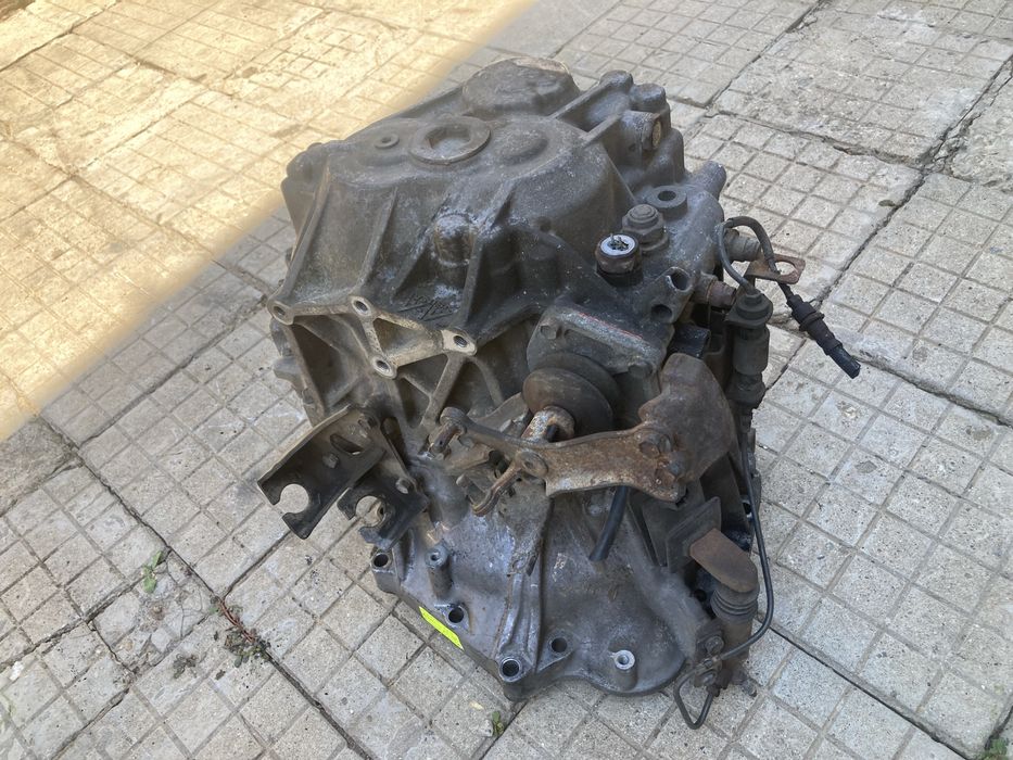 6-степенна скоростна кутия за тойота авенсис Т25 2.2D4D 150кс 04-08г