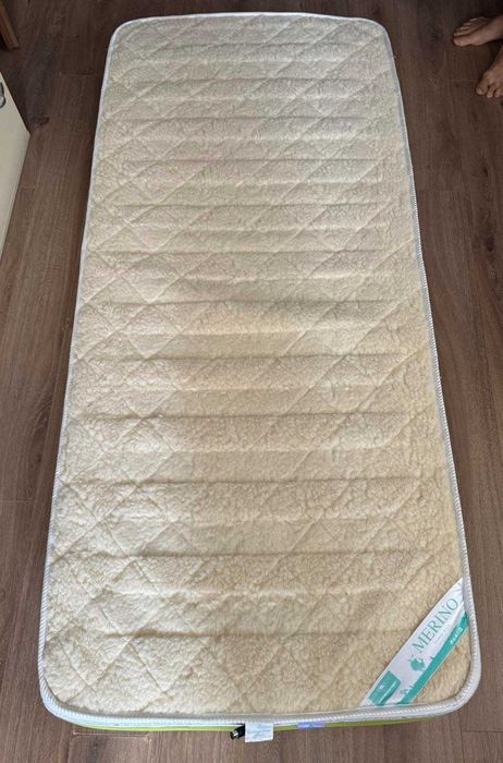 Матрак с масаж ,двулицев